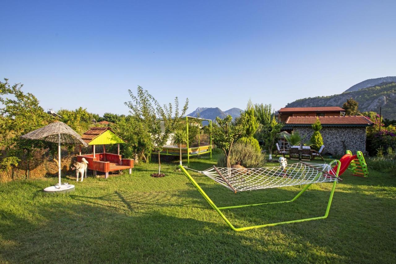 Flora Pansiyon Çıralı Kemer Exterior foto