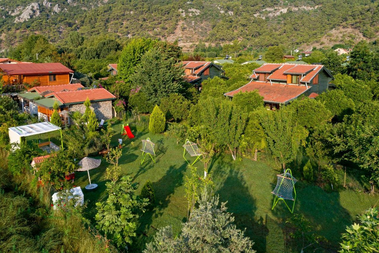 Flora Pansiyon Çıralı Kemer Exterior foto