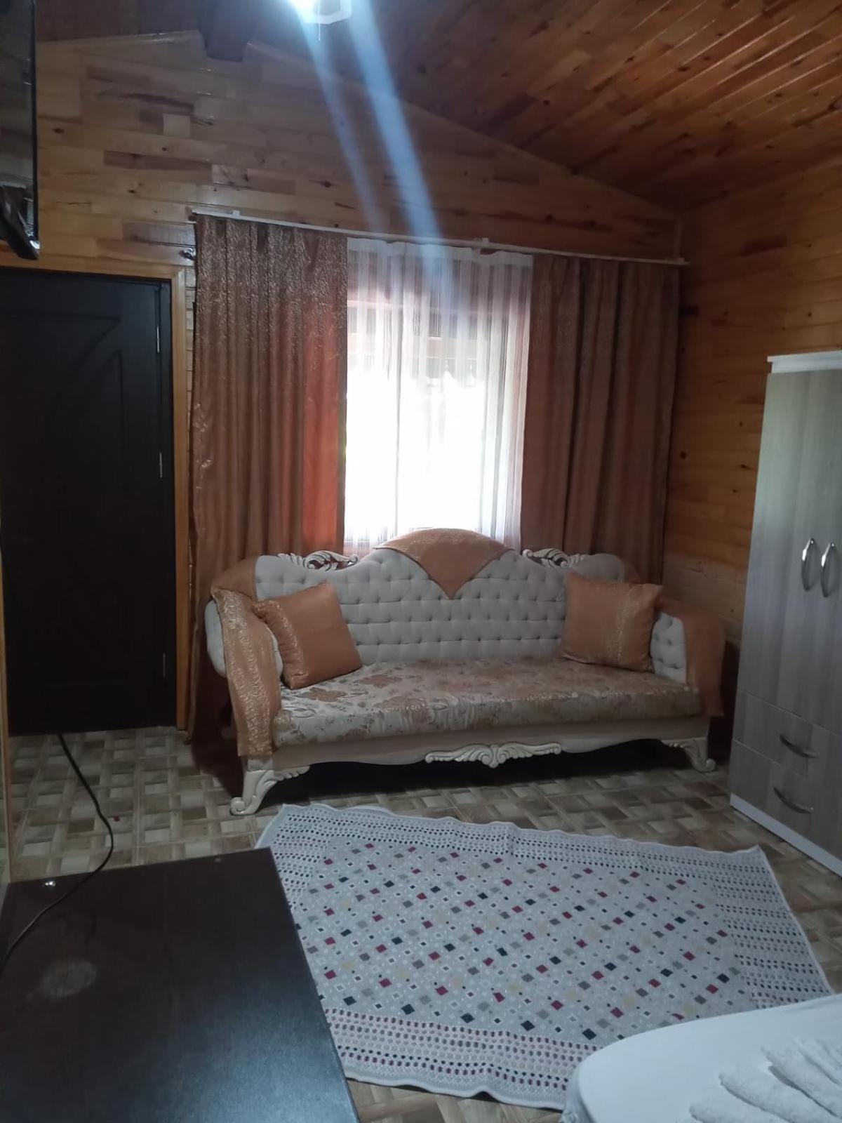 Flora Pansiyon Çıralı Kemer Exterior foto
