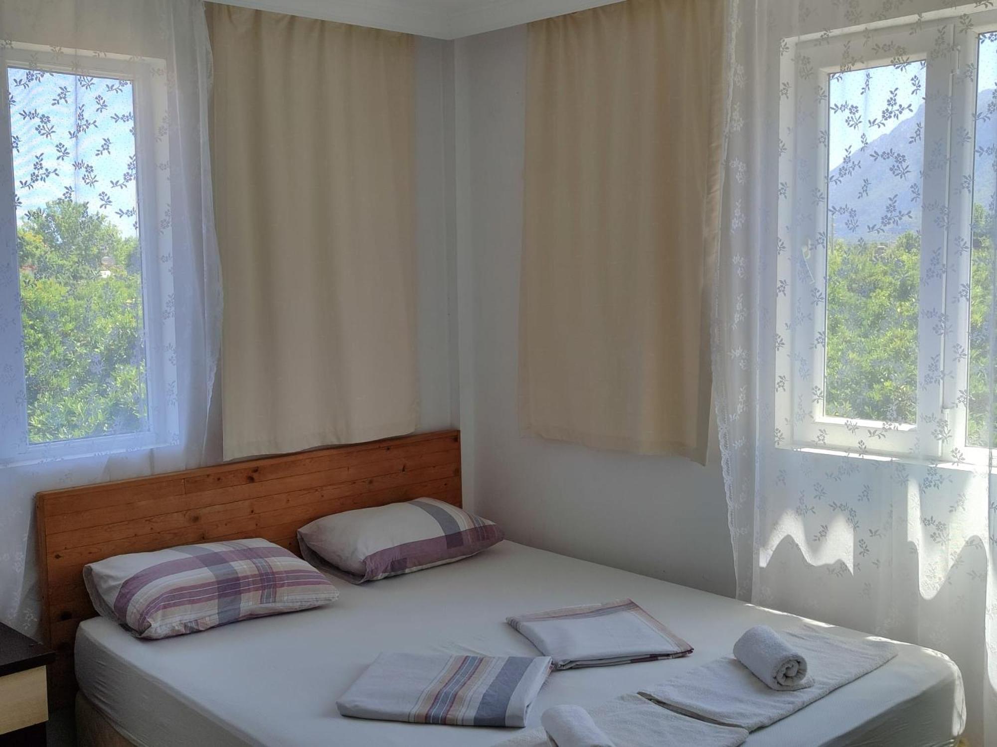 Flora Pansiyon Çıralı Kemer Exterior foto